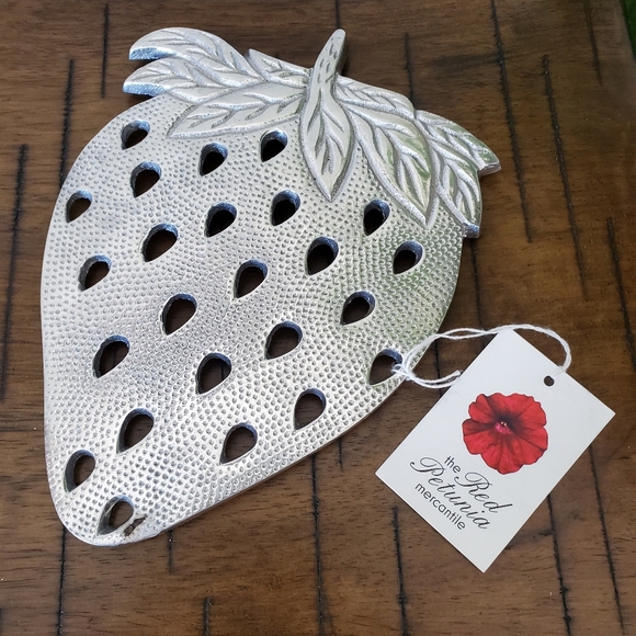 Red Petunia Mercantile Other - Large Trivet- Its A Strawberry!